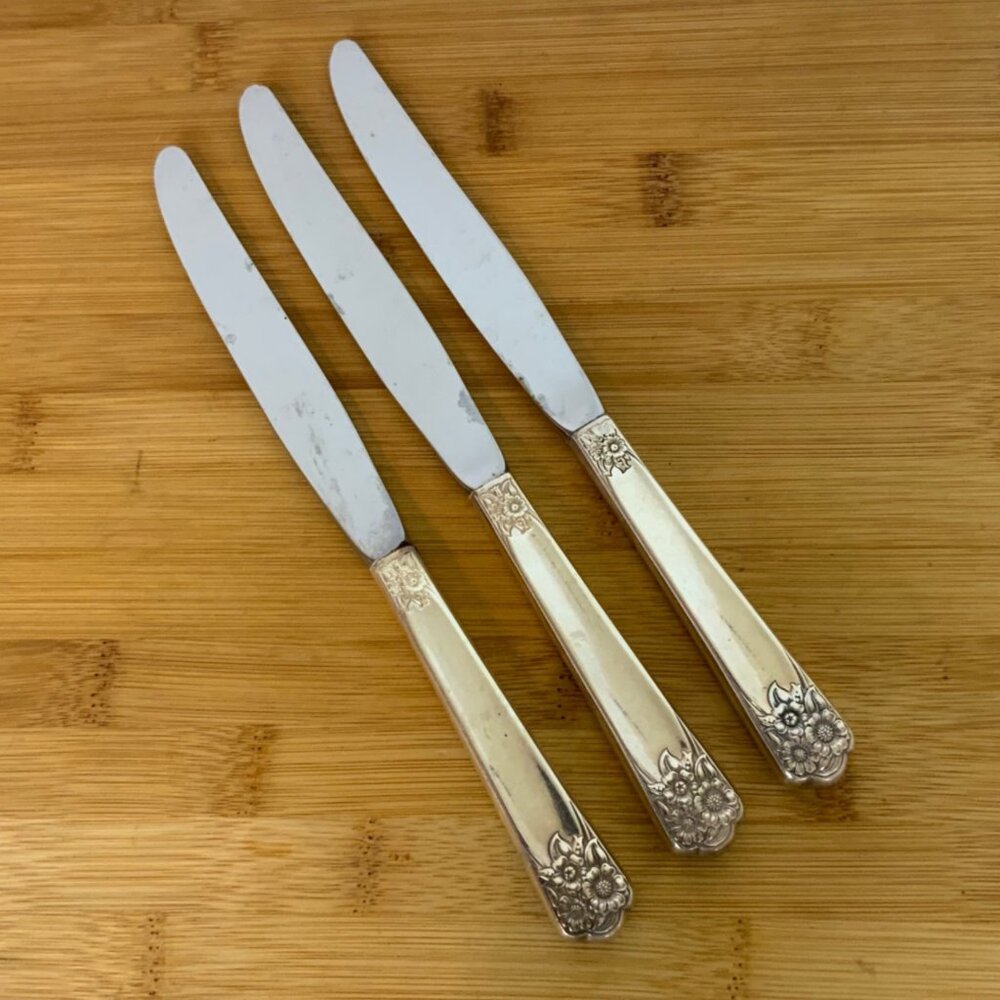 Rogers & Son IS April Silverplate 3 Dinner Knives Vintage Flatware 1950